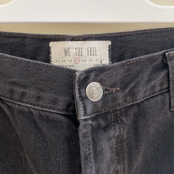 Free People Maggie Mid-Rise Straight-Leg Jeans - Picture 3 of 4